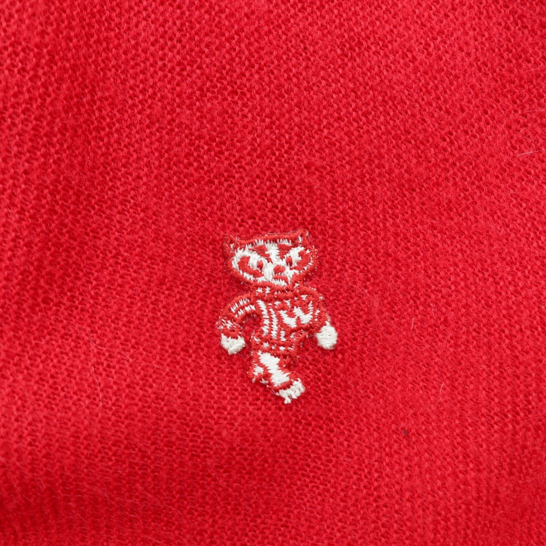 The FOX Collection by JC PENNEY 80s Made in USA Vintage V-Neck Knit Sweater XL Red One Point Logo