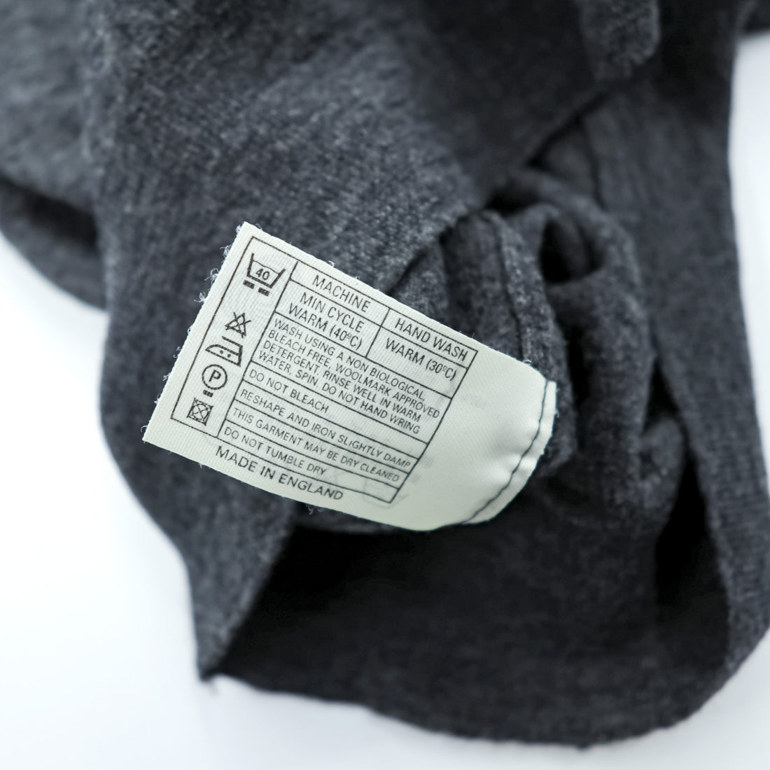 JOHN SMEDLEY English Made EXTRAFINE MERINO WOOL Turtleneck Sweater S