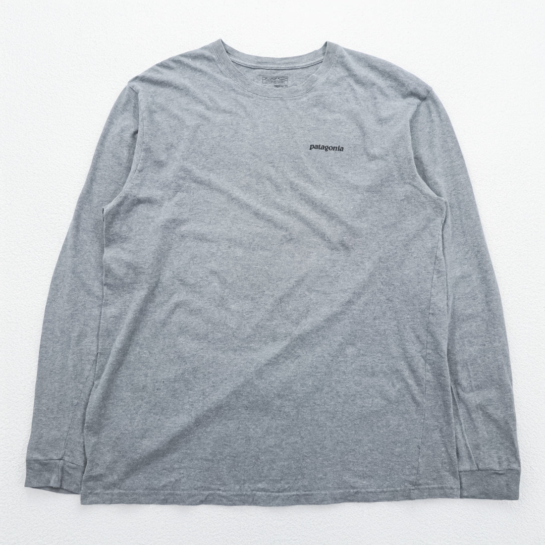 Patagonia P-6 Logo Long-Sleeve T-Shirt, Size XL, Gray, 38704