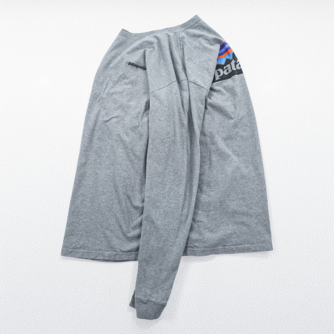 Patagonia P-6 Logo Long-Sleeve T-Shirt, Size XL, Gray, 38704