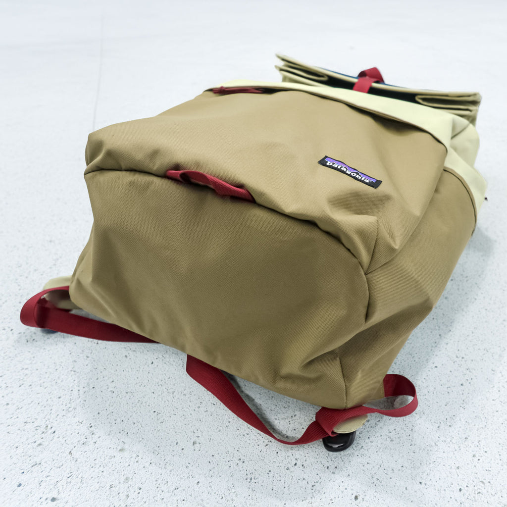 Patagonia FIELDSMITH Roll-Top Backpack Beige