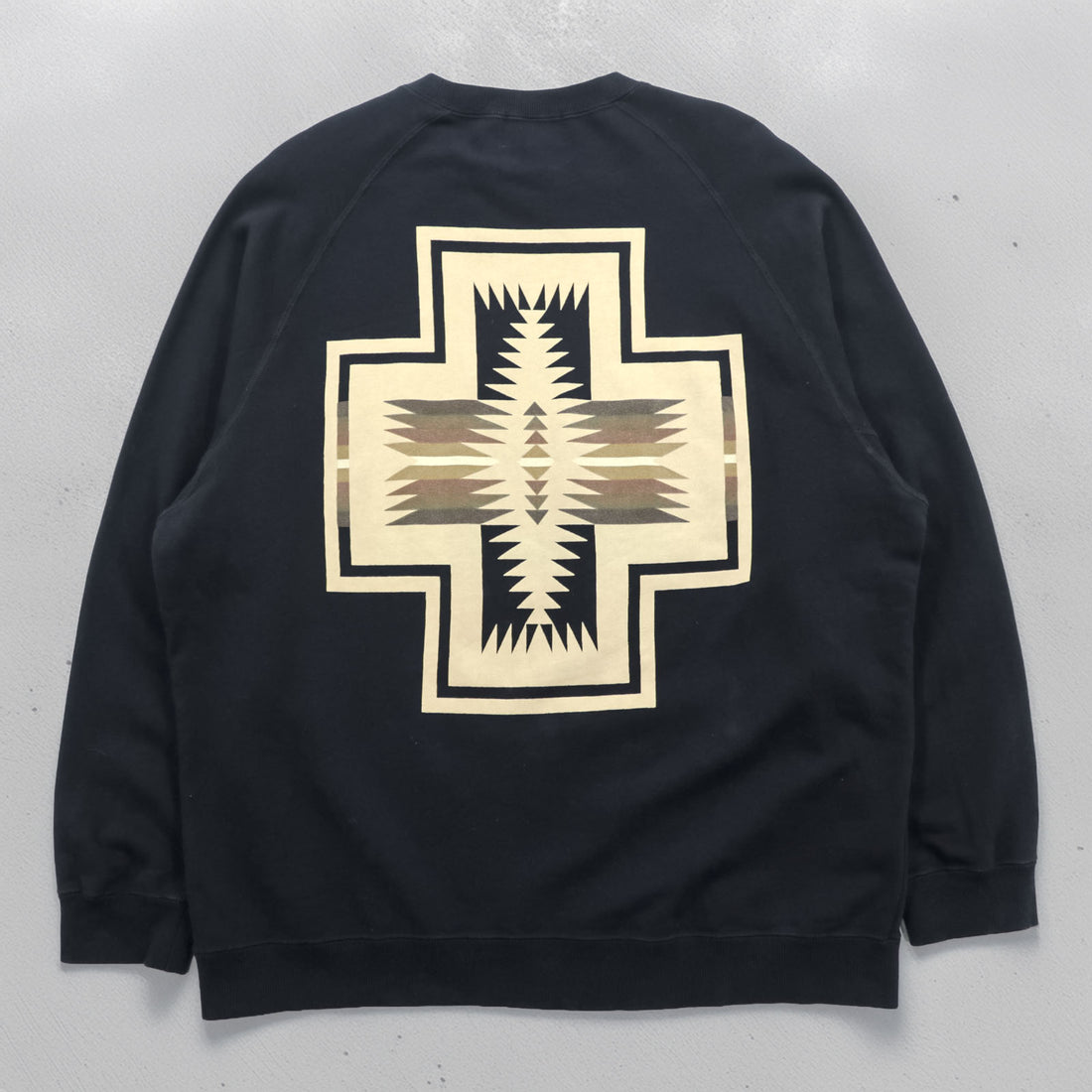 PENDLETON Back Print Sweatshirt, Size L, Black, 3475-3006