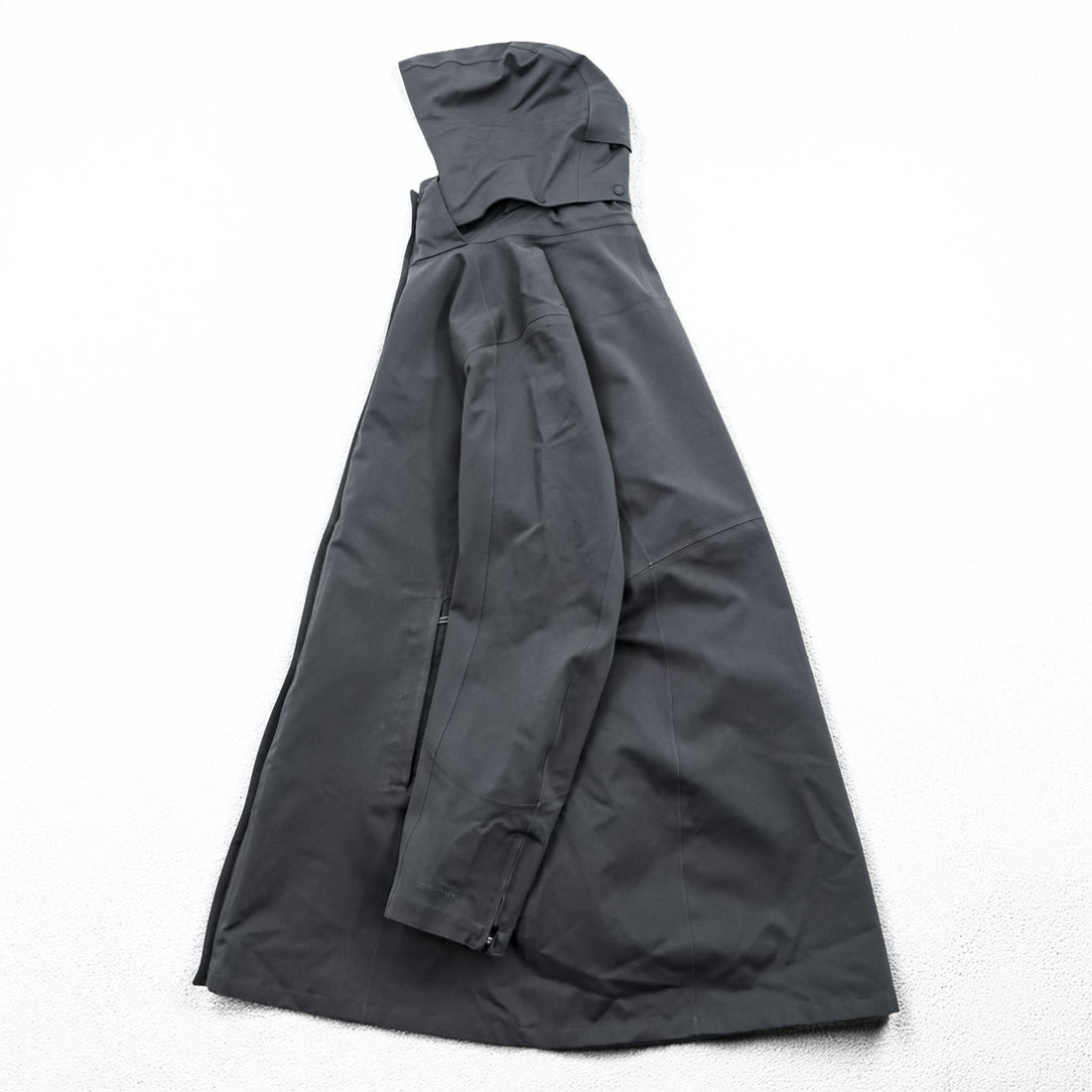 Patagonia TRES PARKA Coat, XL Gray, Stretch, Waterproof, Detachable Hoodie, 28405