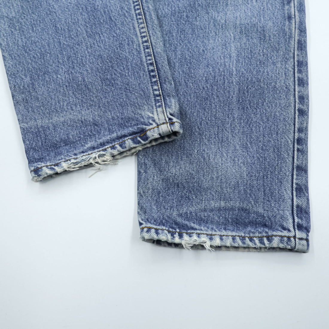 Vintage 90s Levi’s 881 0216 Orange Tab Light Blue Tapered Jeans High Rise W36 L32 1995