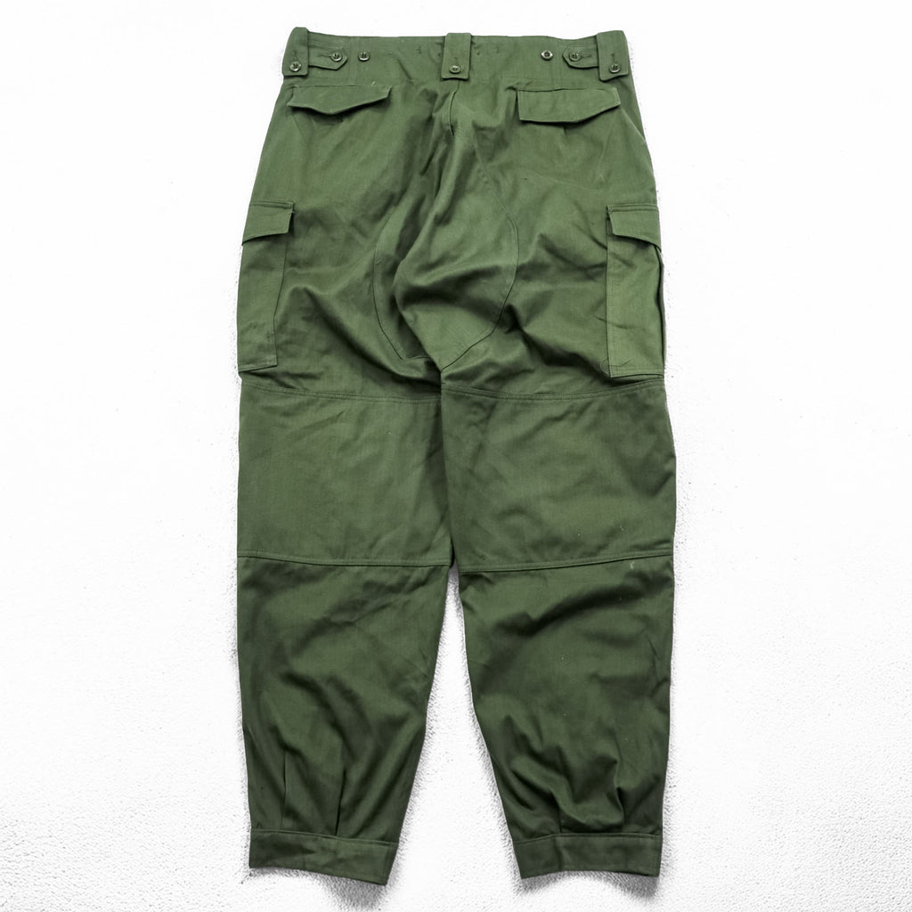 70s Vintage Belgian Army M64 Field Cargo Pants SEYNTEX 1975 Olive Green Cotton Satin Military Trousers Vintage