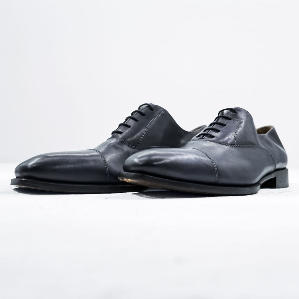 Vintage Italian-made dress shoes, leather shoes, US size 9.5, navy, DEVRED