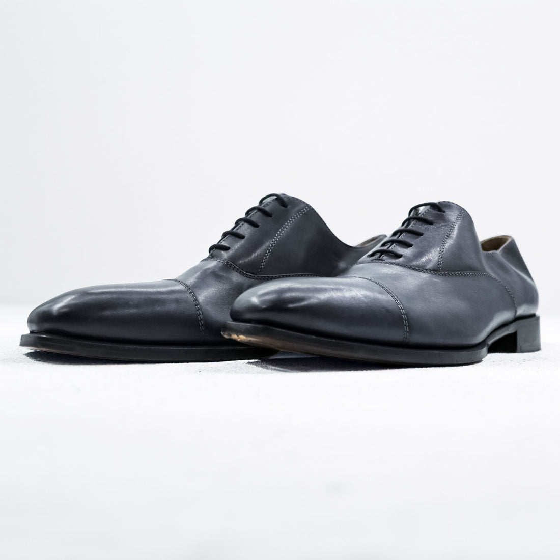 Vintage Italian-made dress shoes, leather shoes, US size 9.5, navy, DEVRED