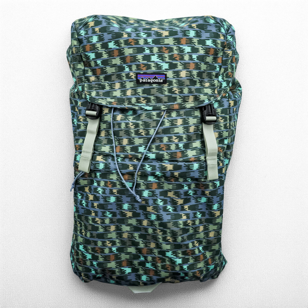 Patagonia フィールドスミス リッド パック 28L バックパック リュック PCスリーブ 総柄 48546