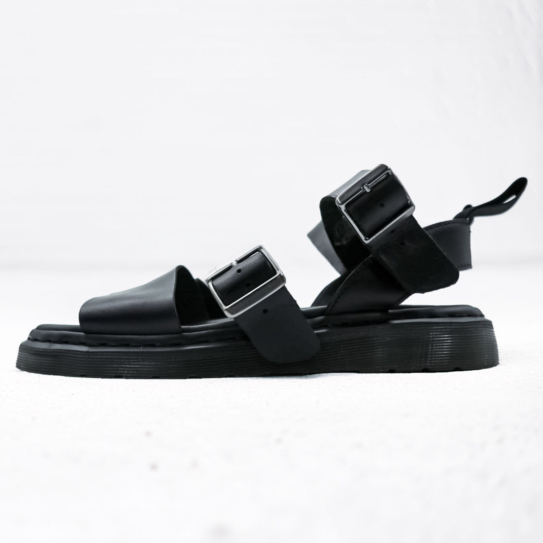 Dr. Martens Gryphon Black Leather Strap Sandals UK8 EU43 US10 Mens
