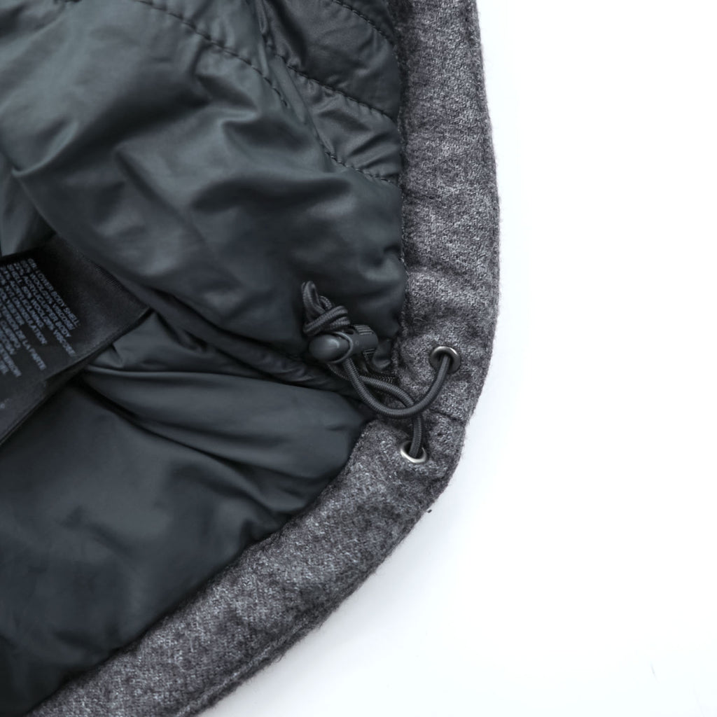 THE NORTH FACE Wool Blend Insulated Puffer Vest XL Gray, Black (A9U7)