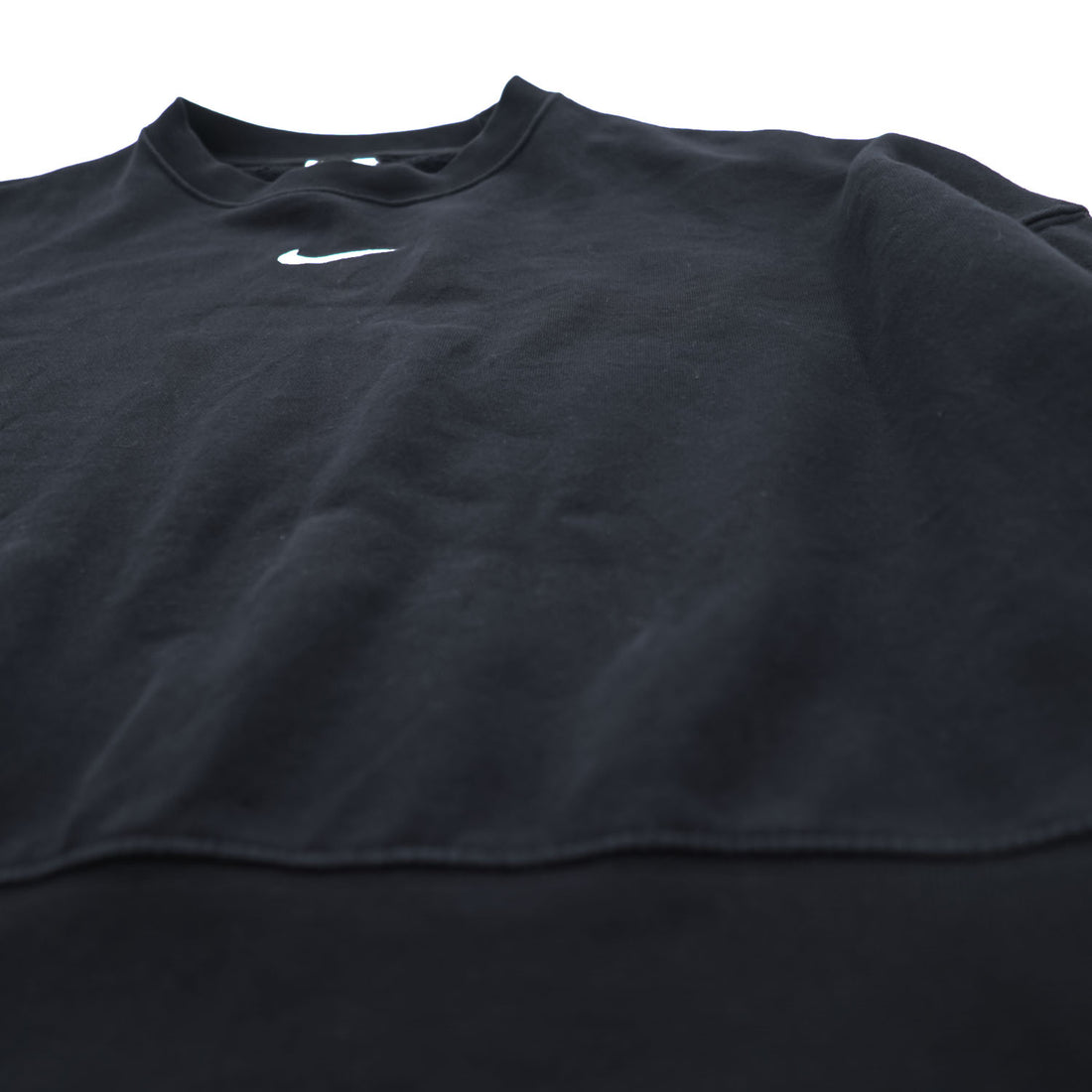 NIKE Oversized Cropped Sweatshirt, Free Size, Black, Center Swoosh, Short Length, Wide Silhouette, DJ7665-010