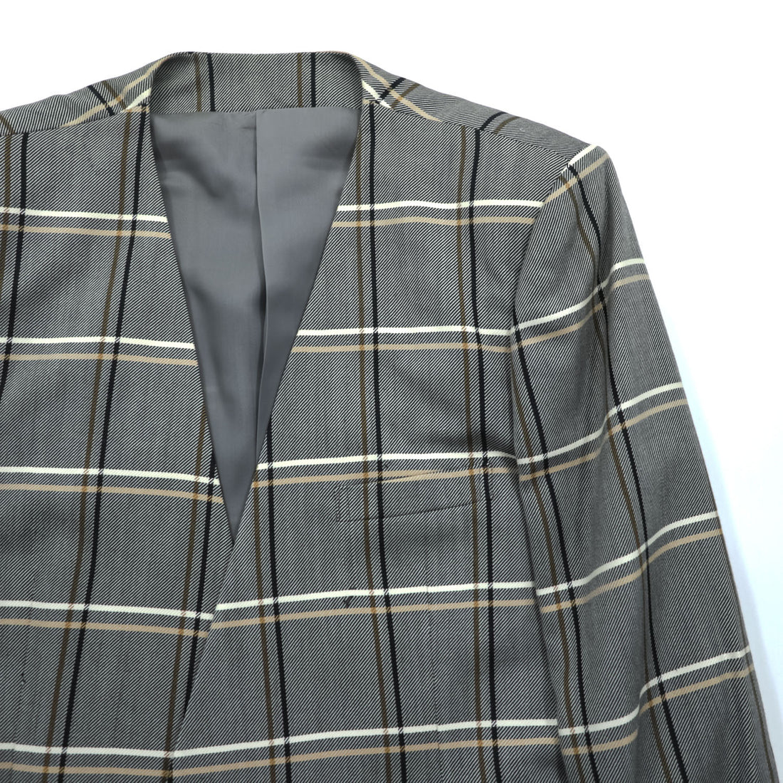 Burberrys Vintage Women’s Plaid Skirt Suit Set Gray Windowpane Double Button Jacket