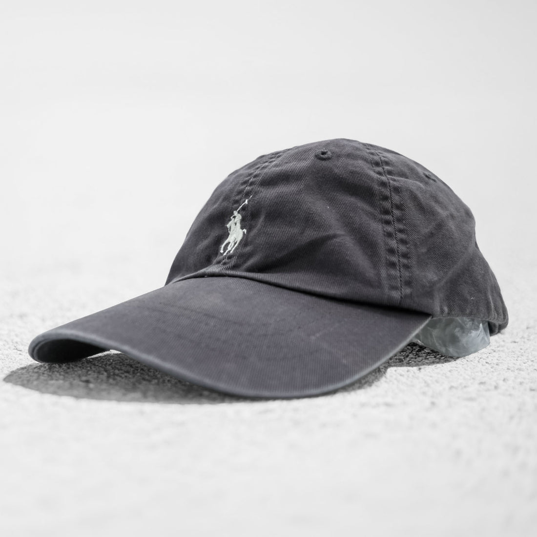 Polo Ralph Lauren cap, gray, small pony logo embroidery, vintage finish.