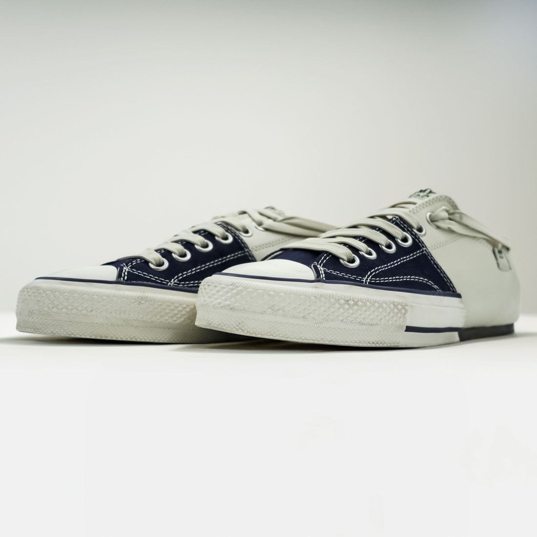 Maison MIHARA YASUHIRO x Nigel Cabourn Split Sneaker Low Top Navy Ivory Canvas Leather C08FW702 EU42