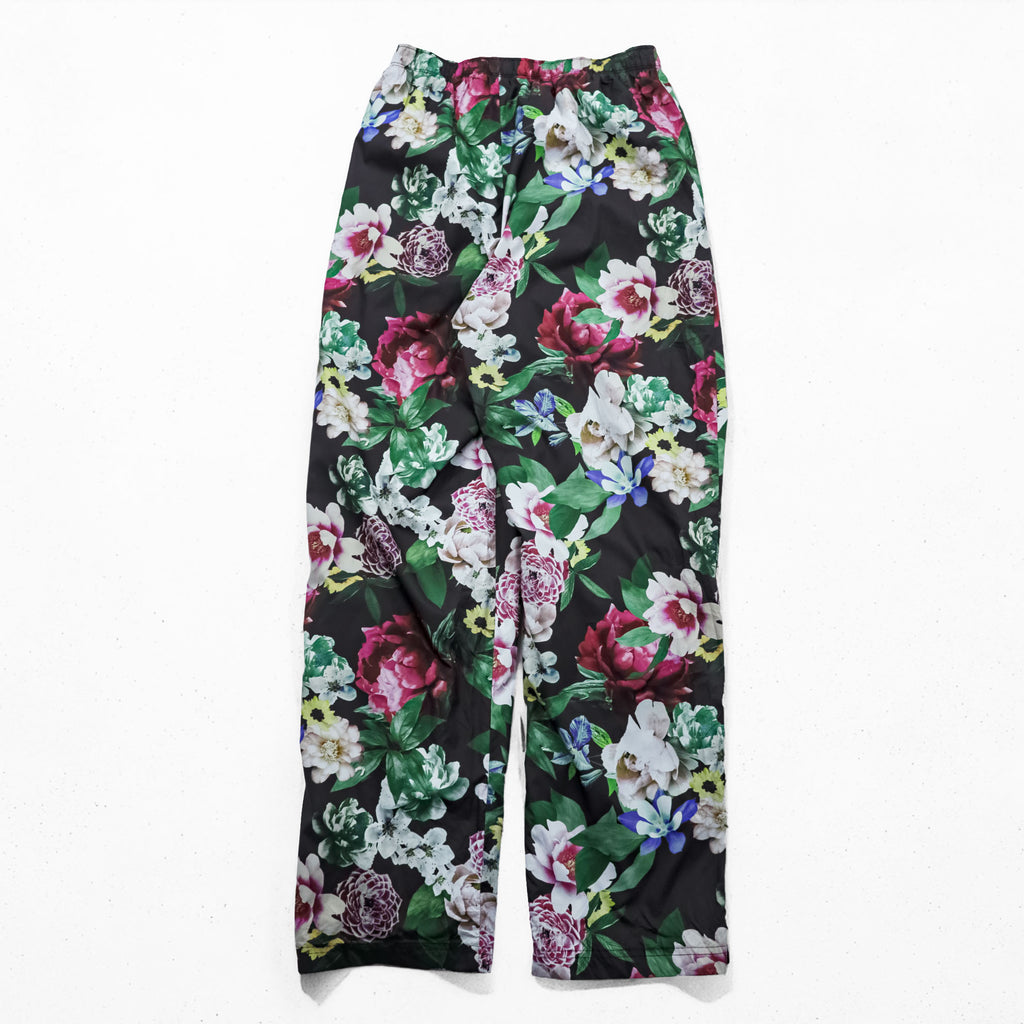 NIKE Track Pants S Black, Green, Pink Patterned Femme Floral Print Pants Floral Pattern Mesh Liner Breathable CU6517-010