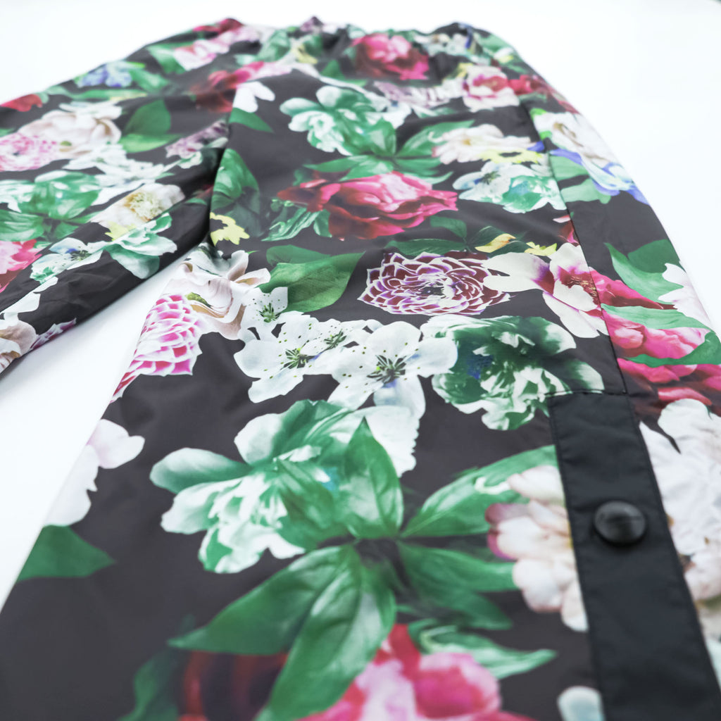 NIKE Track Pants S Black, Green, Pink Patterned Femme Floral Print Pants Floral Pattern Mesh Liner Breathable CU6517-010