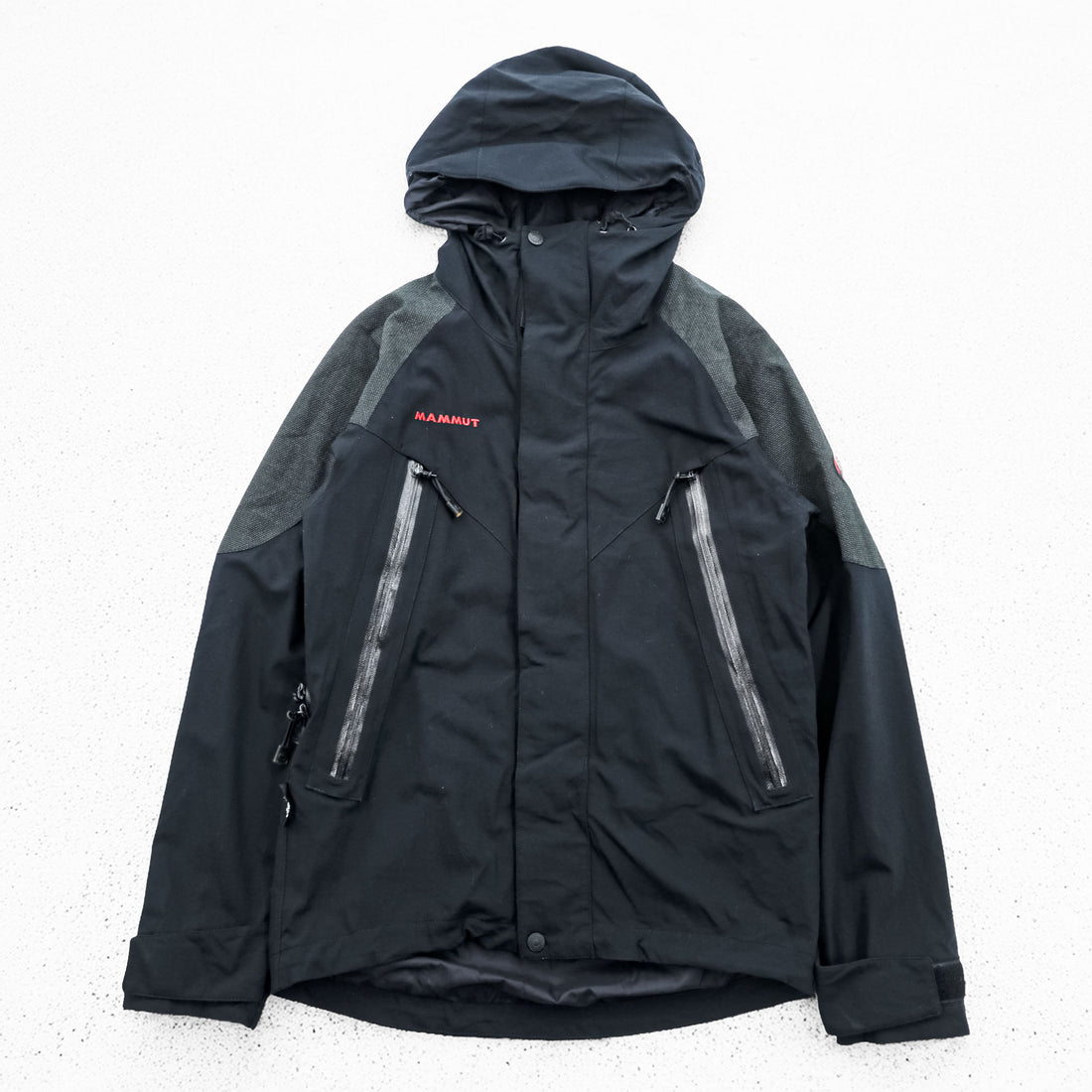 MAMMUT マウンテンパーカー EXTREME シェルジャケット ブラック ストレッチ 防水 ドローコード 止水ジップ Schoeller WB-formula