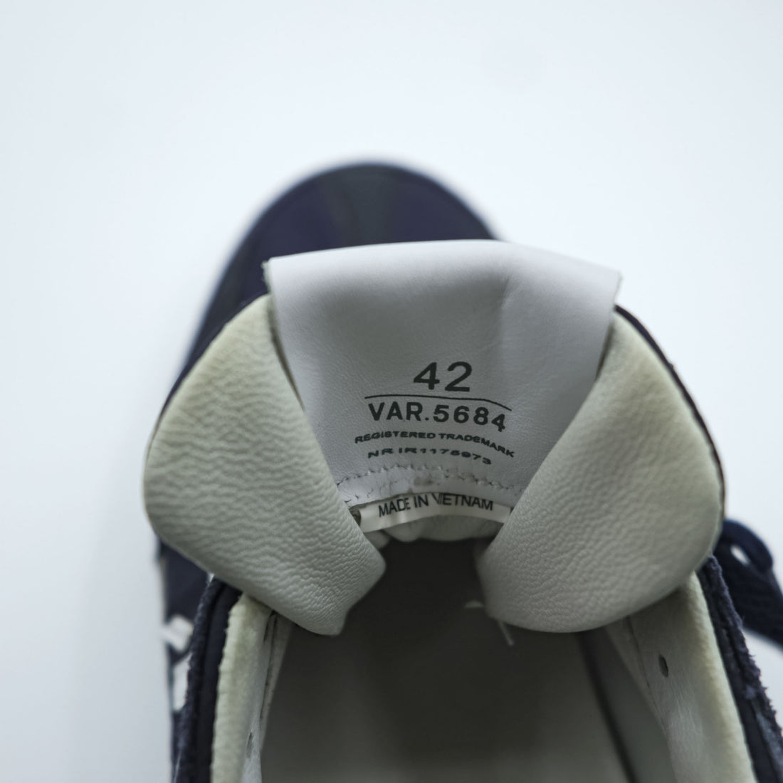 PREMIATA Low-Cut Sneakers US9 Navy var 5684
