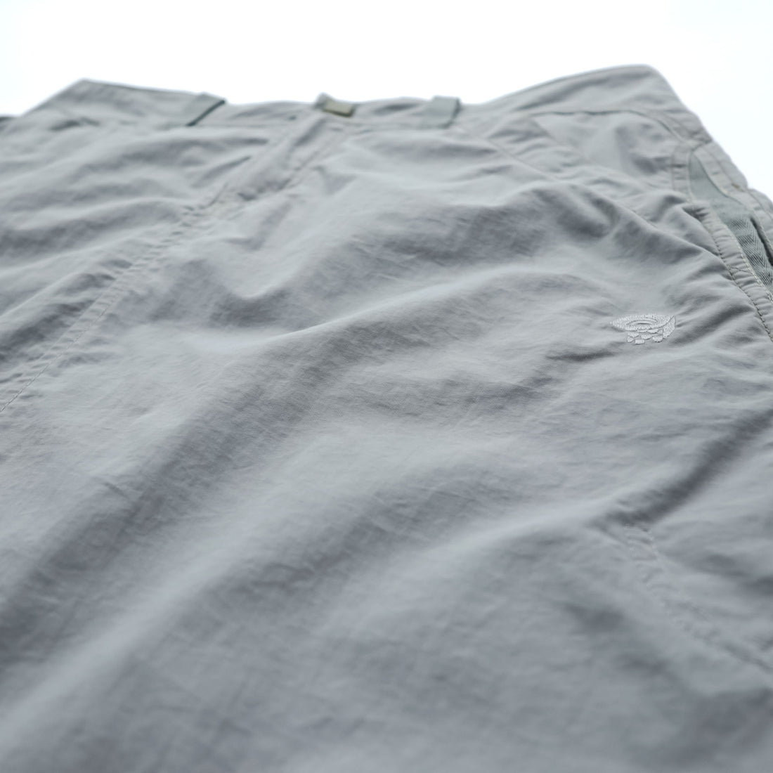 Mountain Hardwear Women’s Hiking Skirt Light Gray Front Zip Pocket Outdoor Size 8