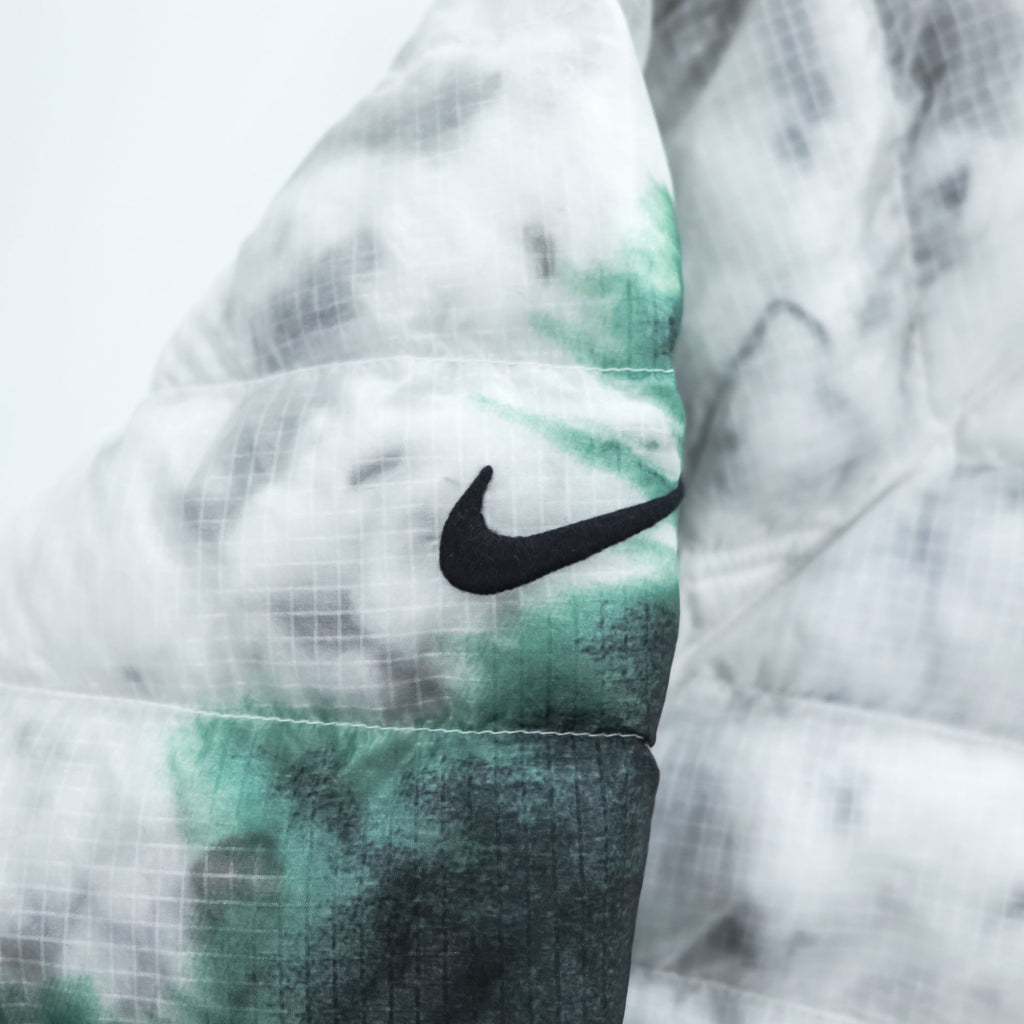STUSSY × NIKE プルオーバージャケット 中綿 Thermore ECODOWN FIBERS エコダウン L ホワイト ドローコード Insulated Jacket MARBLE HO200610MXP