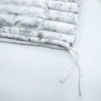 STUSSY × NIKE プルオーバージャケット 中綿 Thermore ECODOWN FIBERS エコダウン L ホワイト ドローコード Insulated Jacket MARBLE HO200610MXP