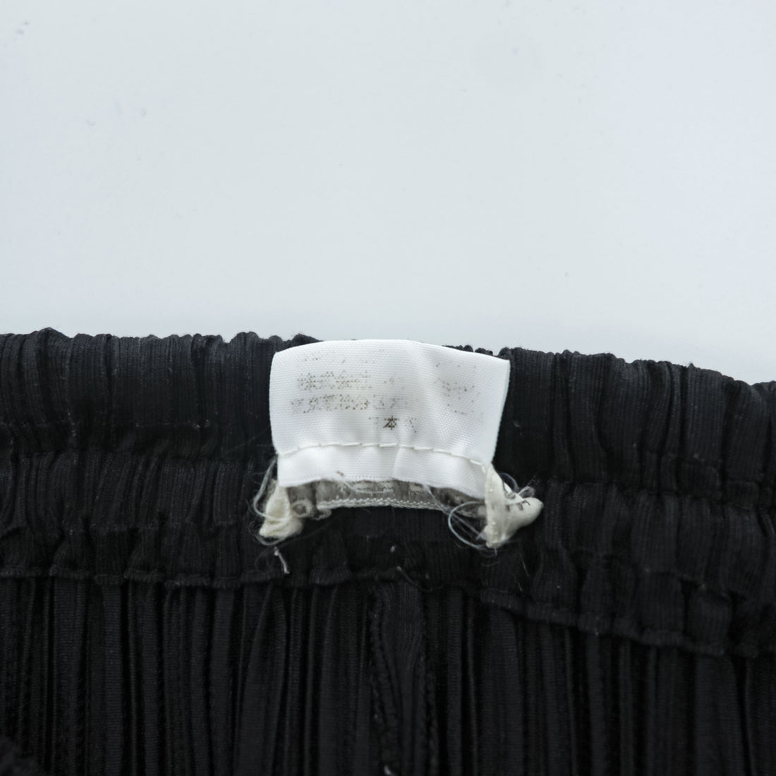 PLEATS PLEASE Issey Miyake Black Pleated Pants Elastic Waist Straight Leg Trousers