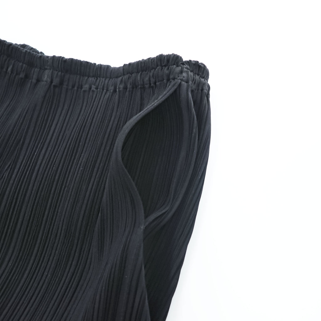 PLEATS PLEASE Issey Miyake Black Pleated Pants Elastic Waist Straight Leg Trousers