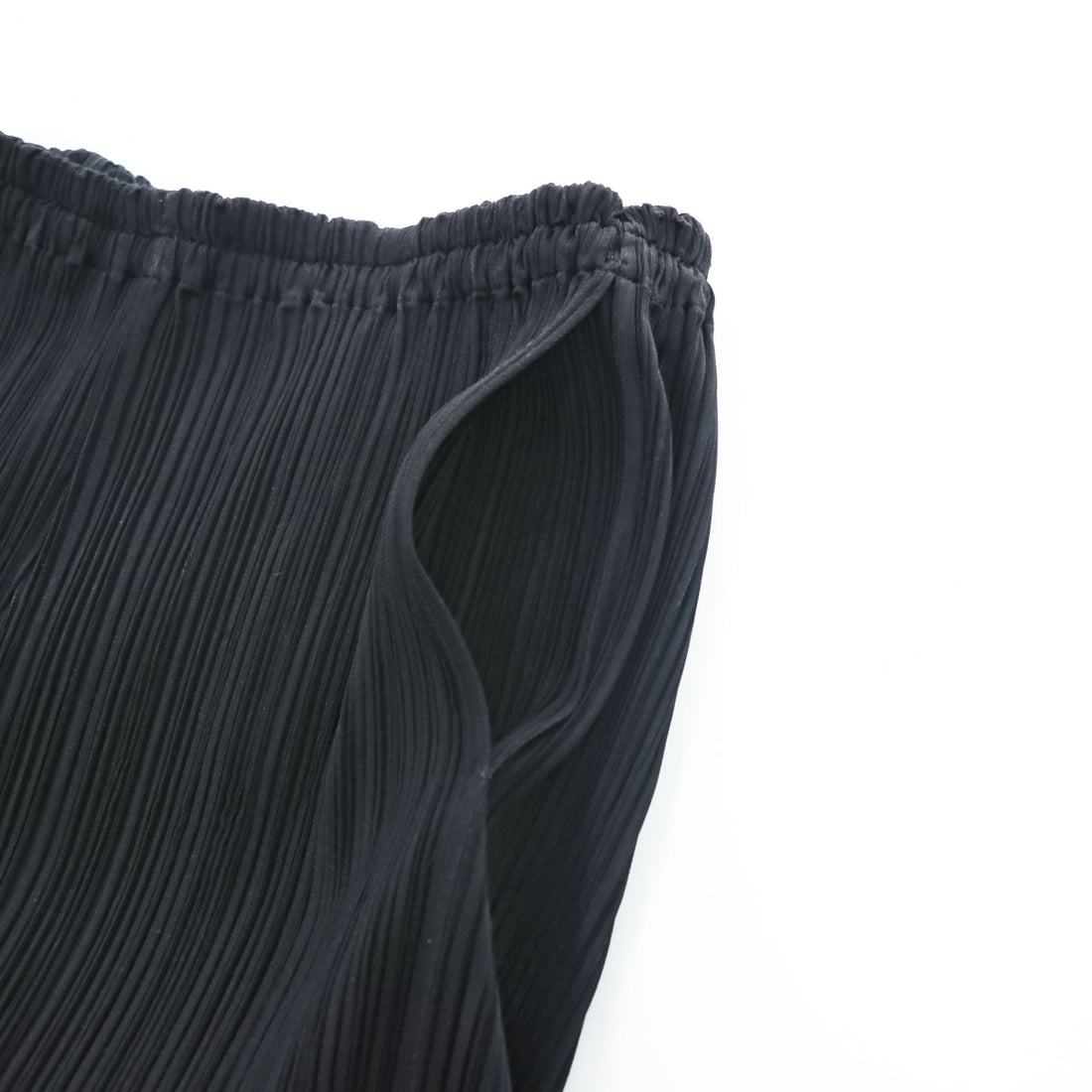 PLEATS PLEASE Issey Miyake Black Pleated Pants Elastic Waist Straight Leg Trousers