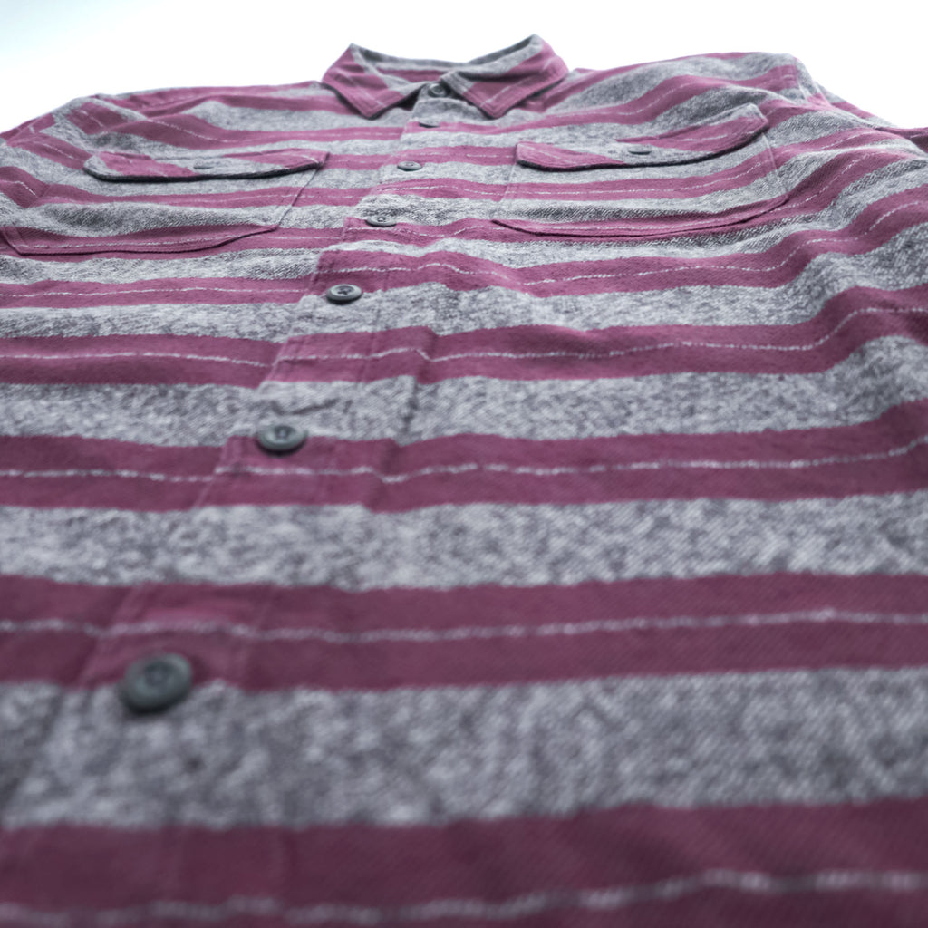 Patagonia Organic Cotton Striped Work Shirt 53947 FA14 Burgundy Gray Long Sleeve Men’s L