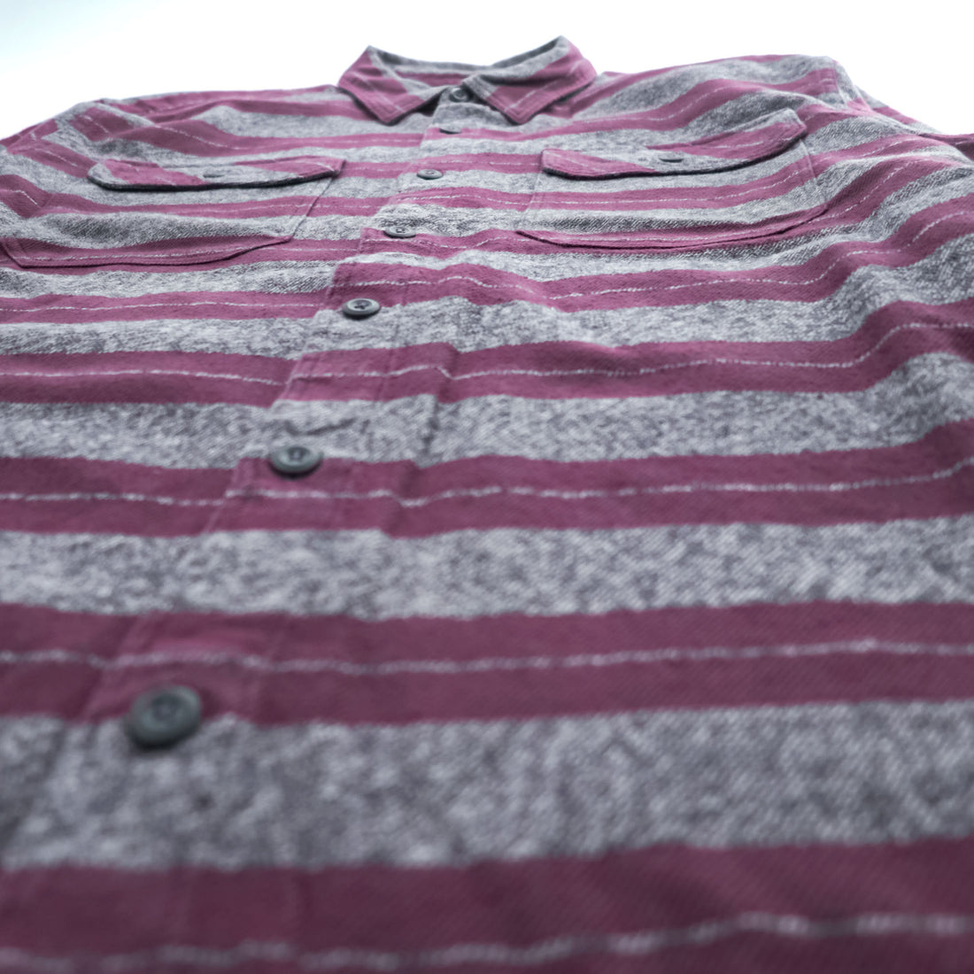 Patagonia Organic Cotton Striped Work Shirt 53947 FA14 Burgundy Gray Long Sleeve Men’s L
