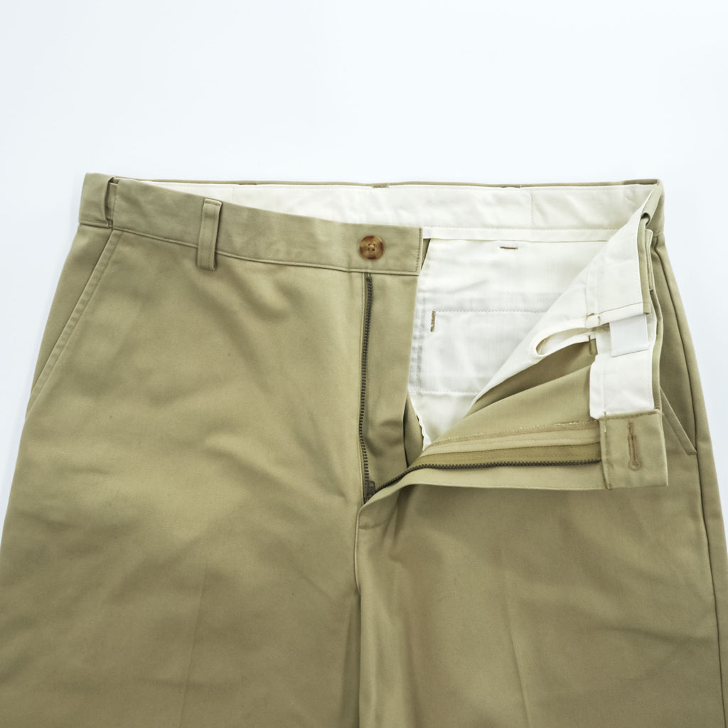 L.L.Bean Chino Pants, Size L, Beige, Comfort Waist, Unused, Wrinkle-Free, Wrinkle-Resistant, 245698