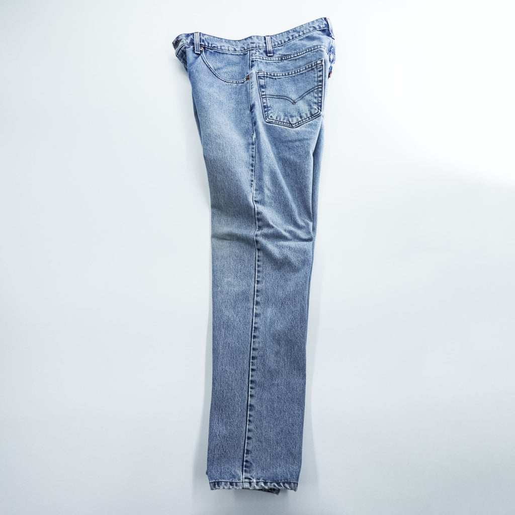Levi Strauss 90s Vintage 505 REGULAR FIT STRAIGHT LEG Blue Denim Jeans M Made in Colombia 00505-4891