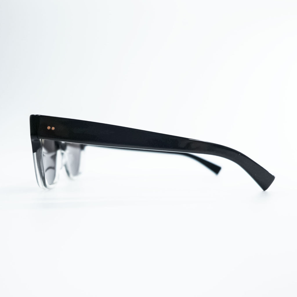 OLIVER GOLDSMITH 日本製 サングラス COMMANDANT ブラック クリア バイカラー Black Float 56_20 145