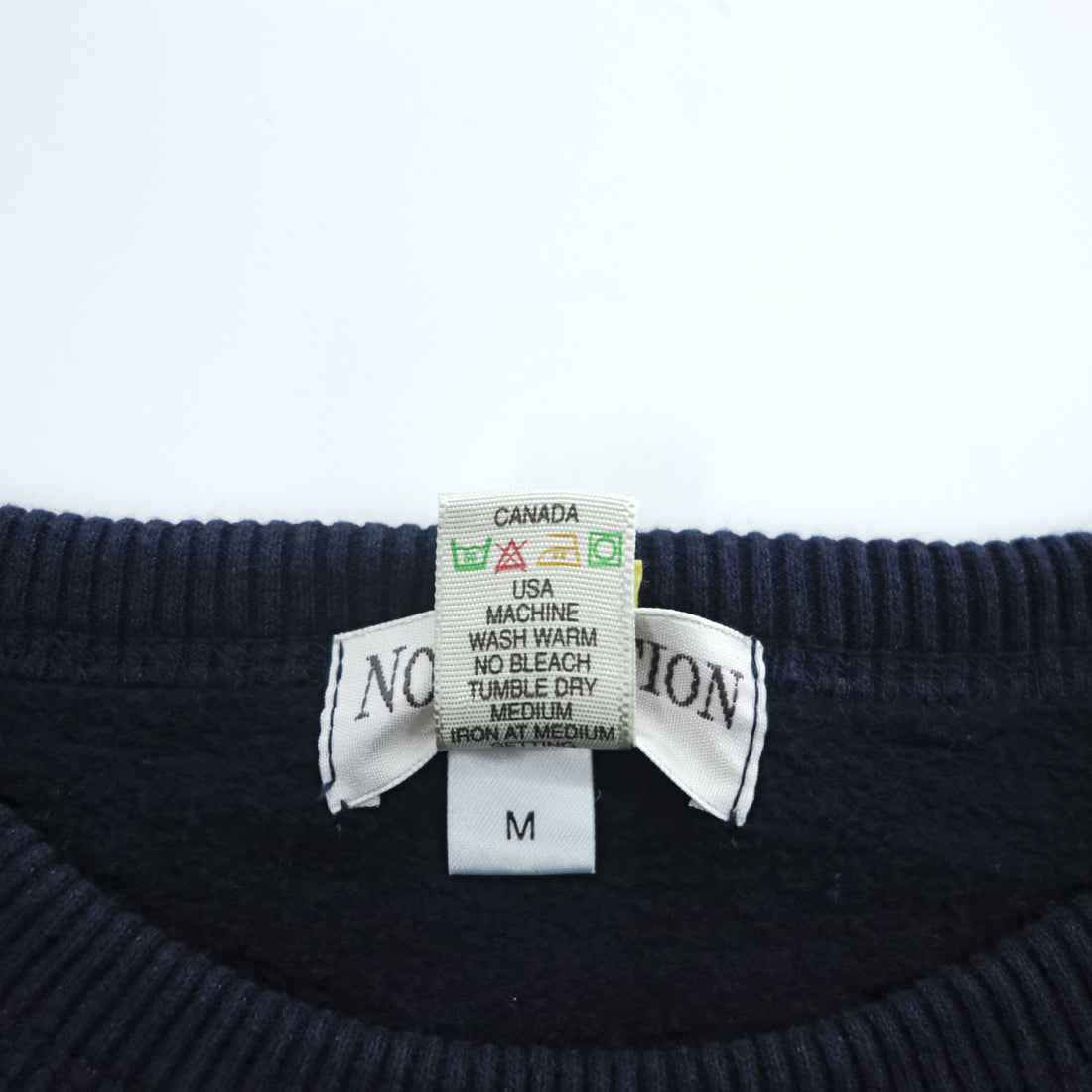 90s Vintage Made in Canada NON-FICTION basic Arch Logo Crewneck Sweatshirt Navy Size M