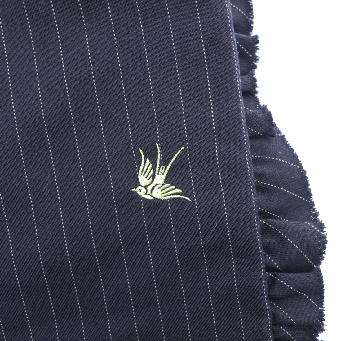 RHODOLIRION (NEPENTHES) フリルサイド ストライプパンツ Frill Side Stripe Pants スラックス イージーパンツ ネイビー ギャバジン NQ974