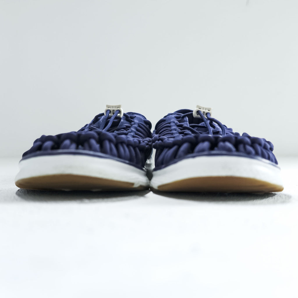 KEEN ユニーク UNEEK O2 スニーカー サンダル 27cm ネイビー ホワイト 1018716