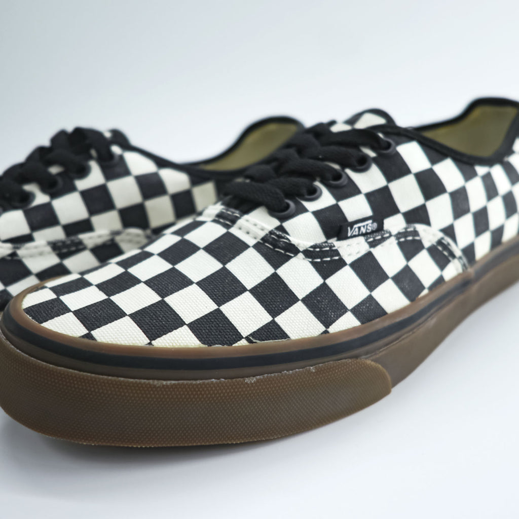 VANS Low-Cut Sneakers US9 White, Black, Brown Canvas Authentic Flag Checker Gum Sole