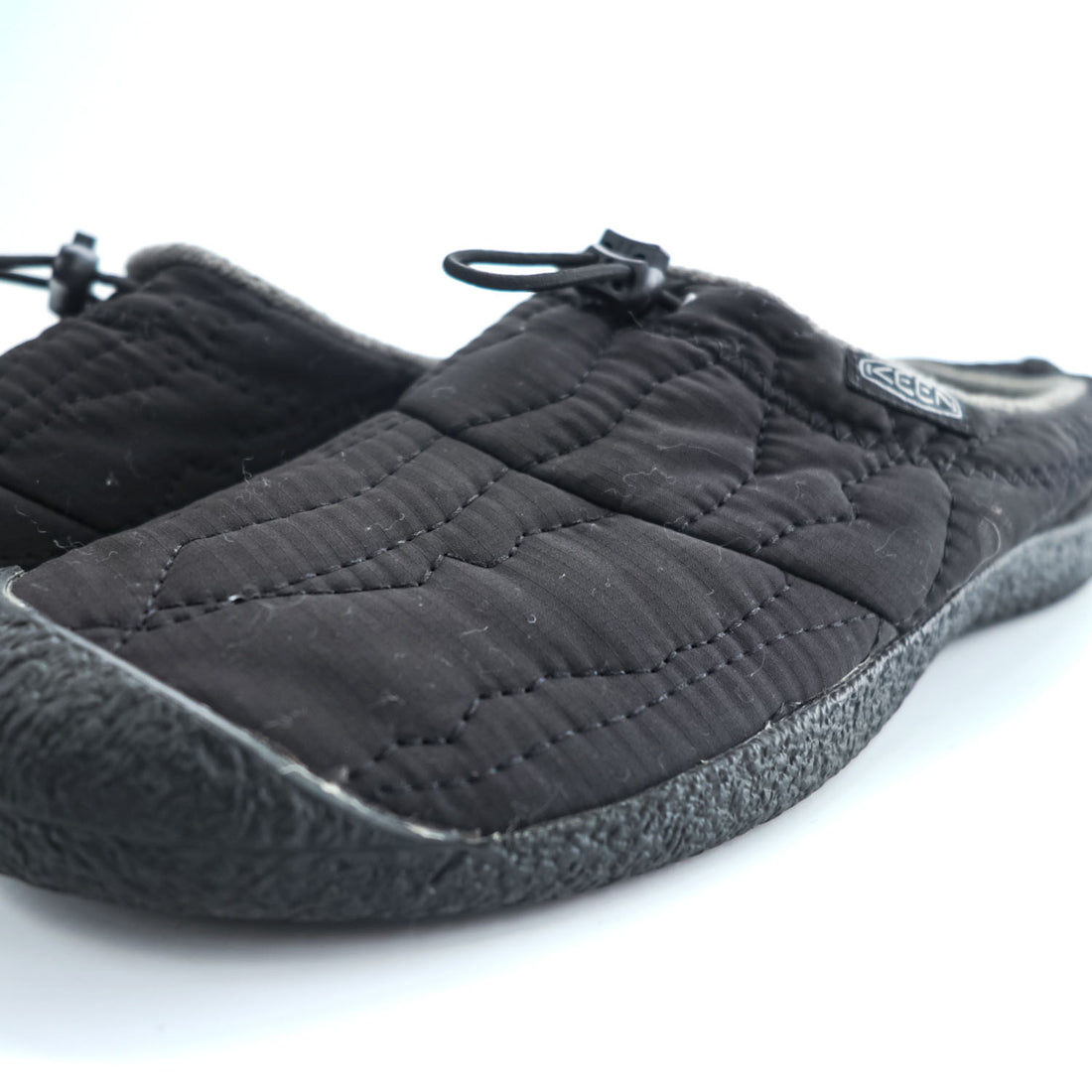 KEEN Slip-on Low-Cut Sneakers US9 Black Fleece Padded Drawstring HOWSER SLIDE 3 1025552