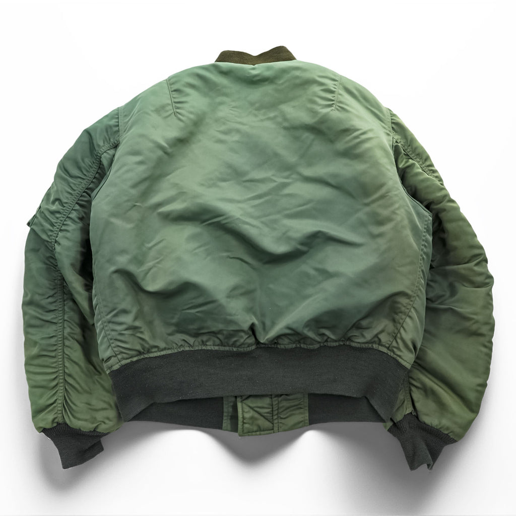 BUZZ RICKSON'S ミリタリー B-15D フライトジャケット M セージグリーン MIL-J-6251A 短丈 MA-1原型
