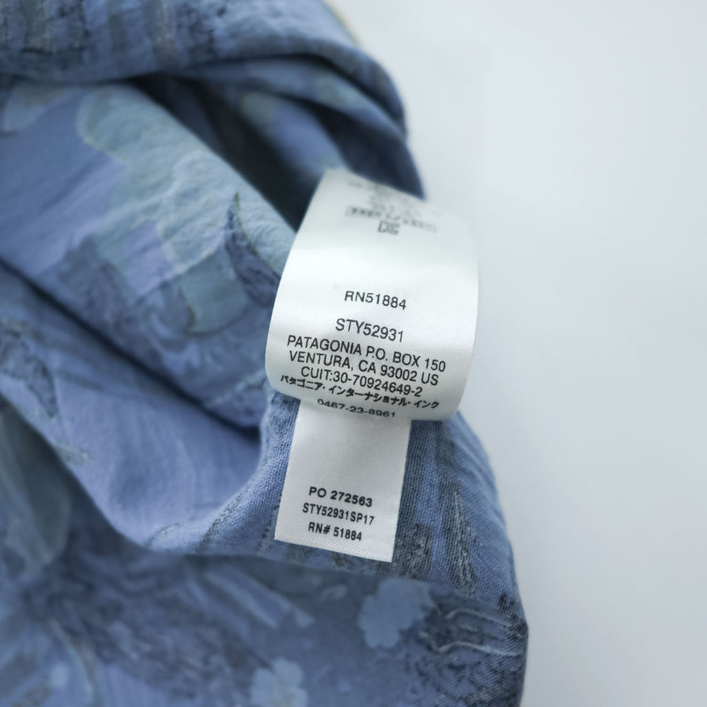 Patagonia M’s Steersman Shirt STY52931SP17 Blue Floral Tropical Organic Cotton Short Sleeve Button Up