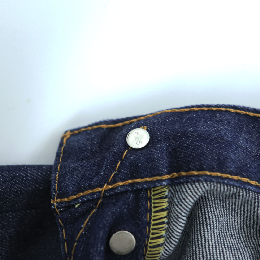 Levi’s 501 Original Fit Dark Indigo Denim Jeans Men’s W34 L32 Button Fly 2018 4985 Stamp