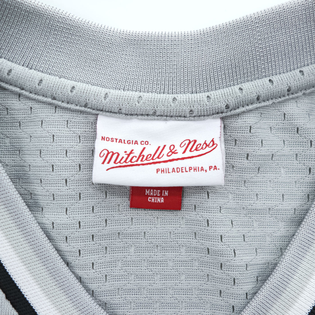 Mitchell & Ness メッシュ ゲームシャツ Vネック Tシャツ L グレー COOPERSTOWN COLLECTION MLB CHICAGO