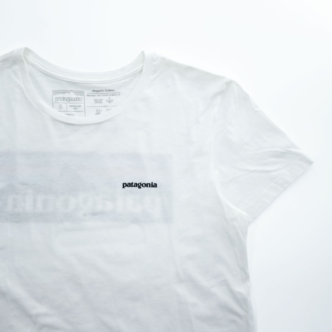 Patagonia P-6 Logo Organic Cotton T-Shirt S White Back Print Crew Neck Regular Fit 38587