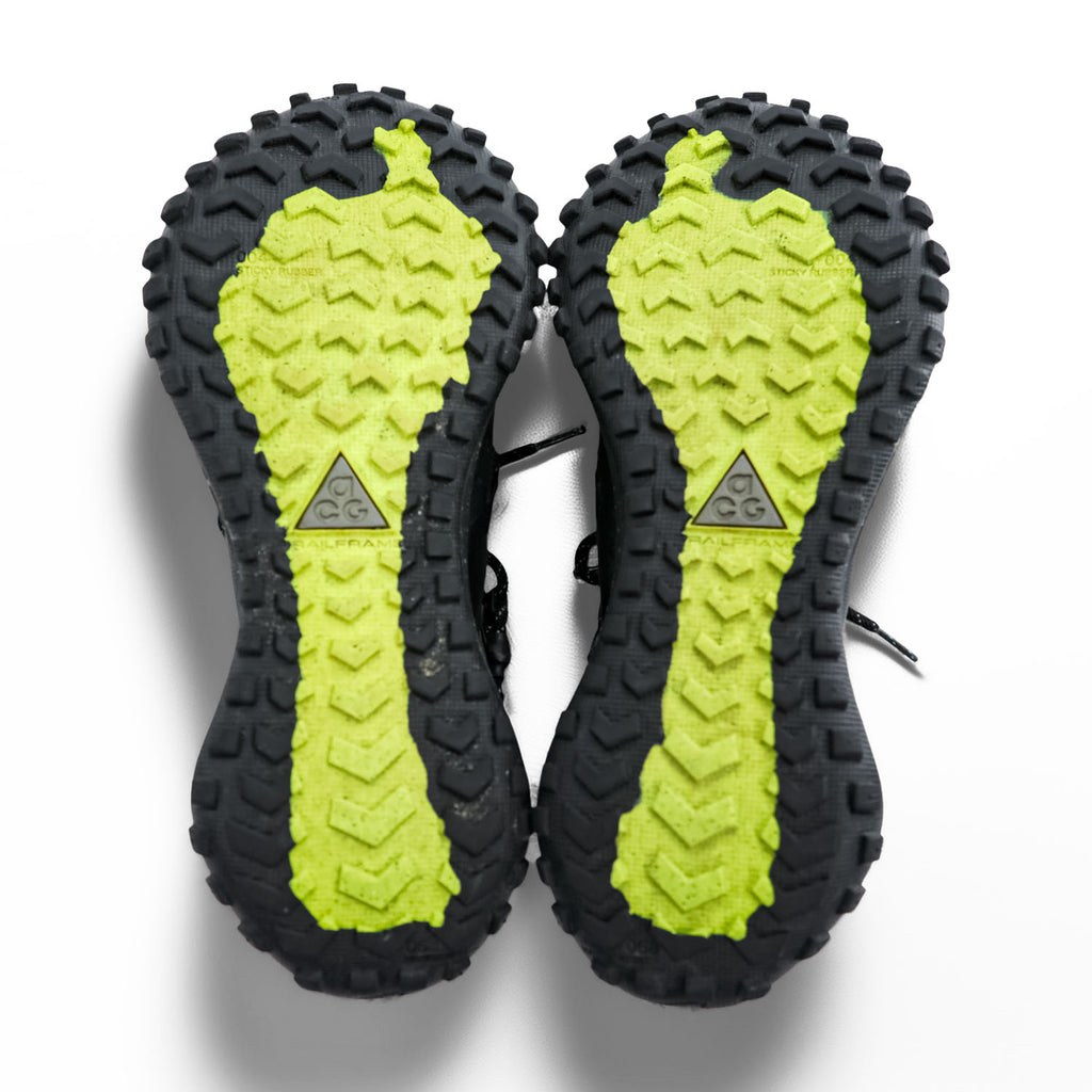 NIKE ACG Low-Cut Sneakers US9 Black GORE-TEX Waterproof MOUNTAIN FLY LOW GTX DD2861-002