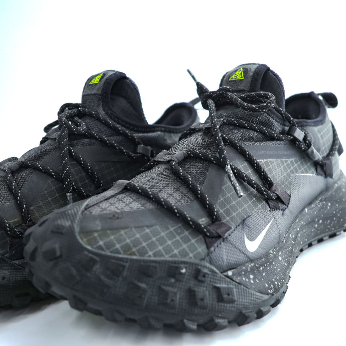 NIKE ACG Low-Cut Sneakers US9 Black GORE-TEX Waterproof MOUNTAIN FLY LOW GTX DD2861-002