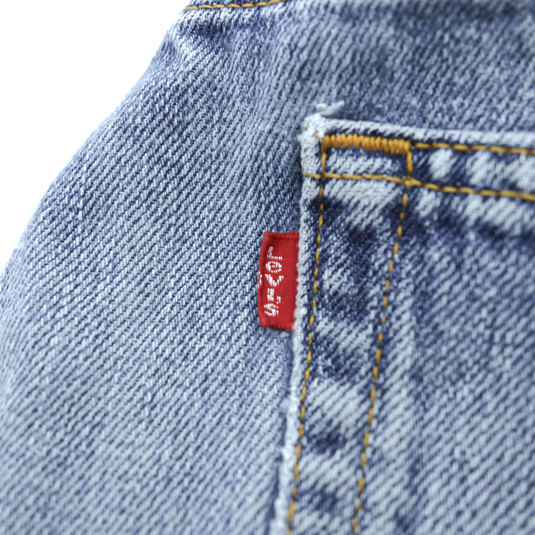 Levi’s 560 Comfort Fit Relaxed Tapered Jeans Light Wash Made in USA Mens W34 L32 100% Cotton