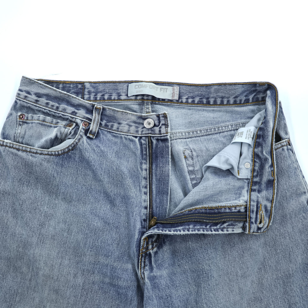 Levi’s 560 Comfort Fit Relaxed Tapered Jeans Light Wash Made in USA Mens W34 L32 100% Cotton