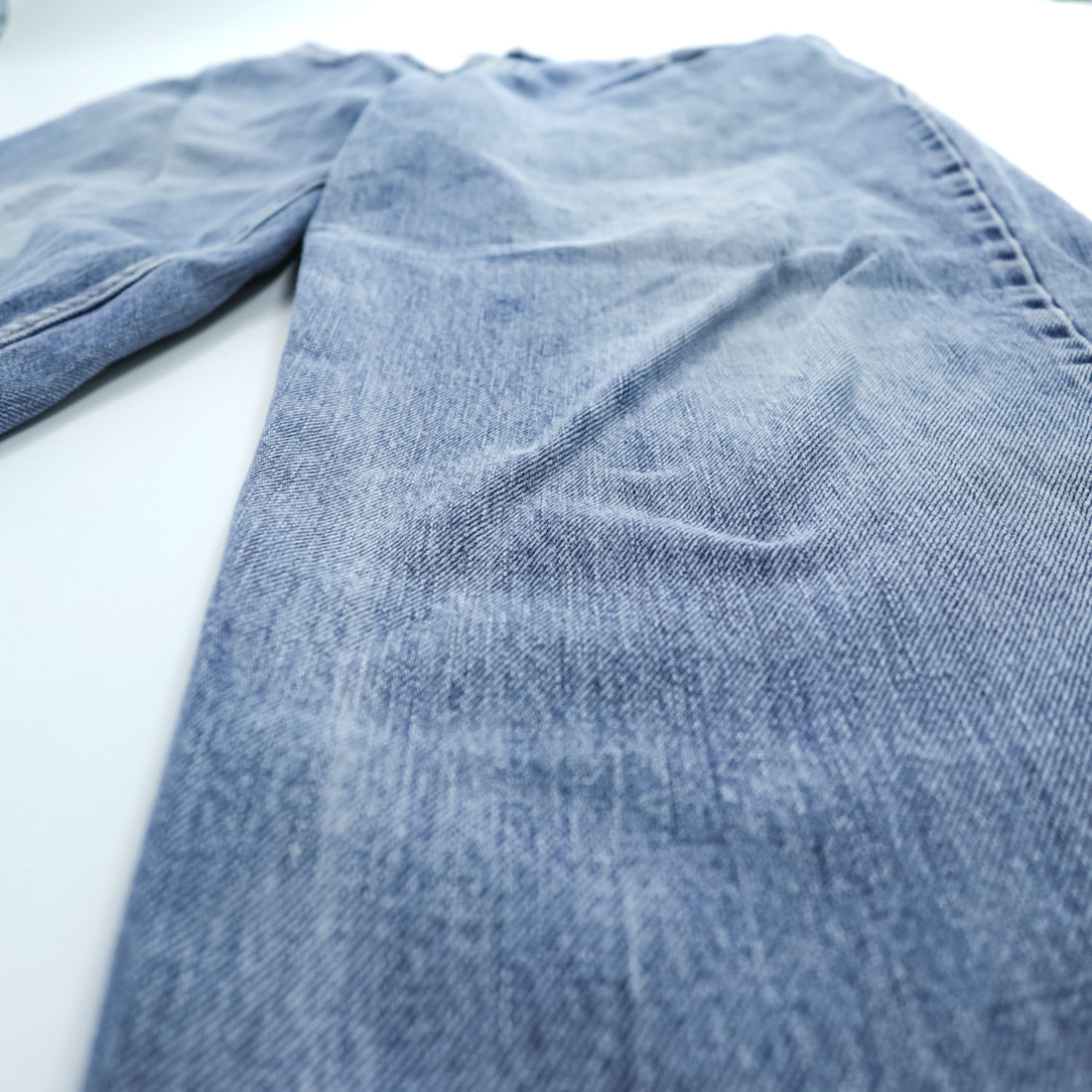 Levi’s 560 Comfort Fit Relaxed Tapered Jeans Light Wash Made in USA Mens W34 L32 100% Cotton