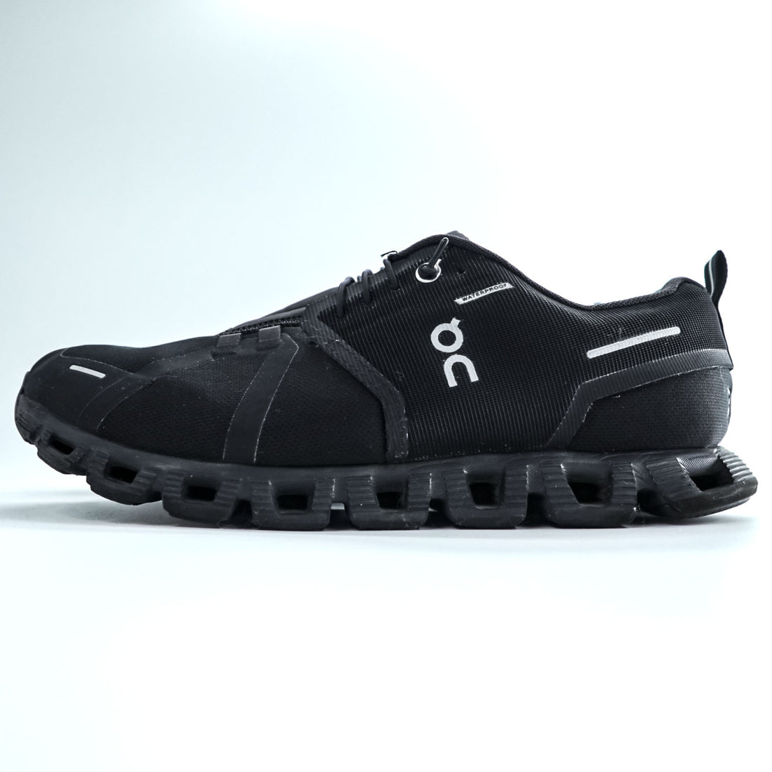 On Cloud 5 Waterproof Running Shoes Sneakers US8.5 Black 59.98842
