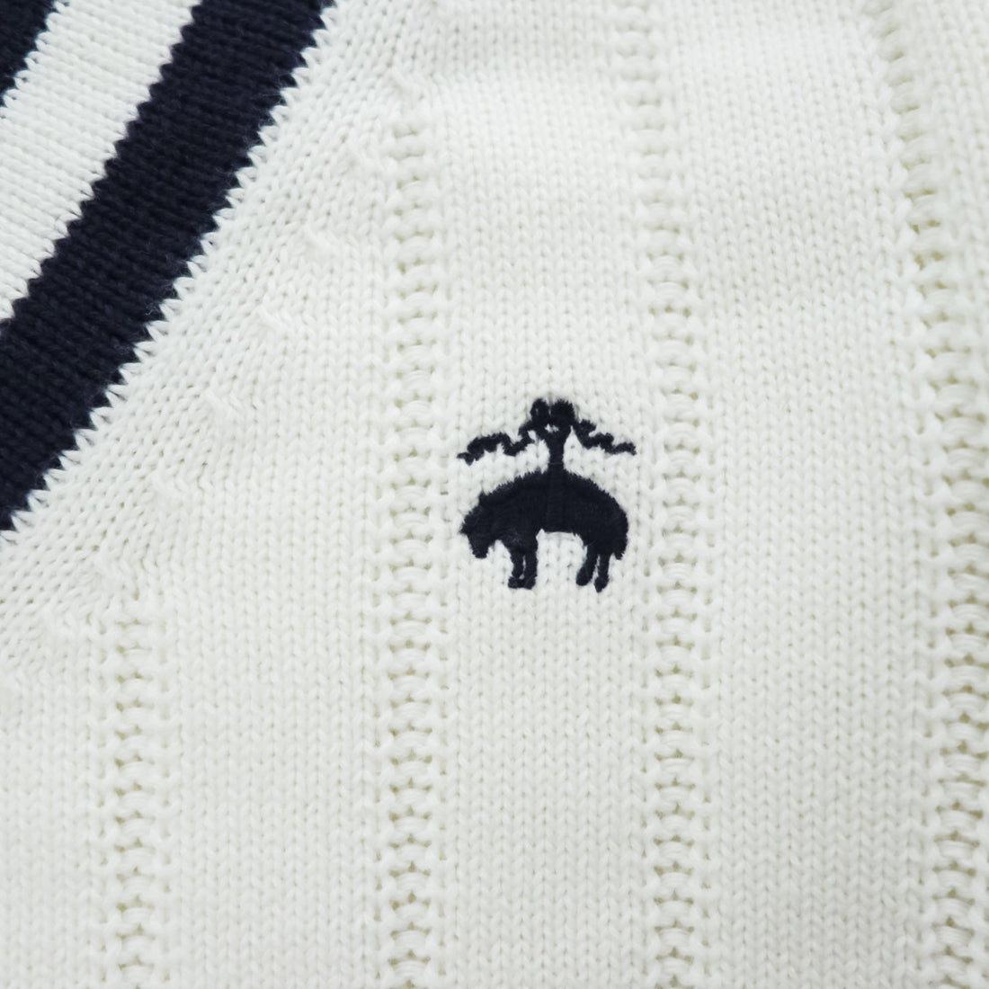 Brooks Brothers V-neck Tilden Sweater L Navy, White
